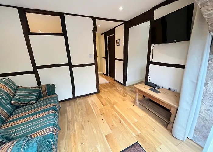 Swan House Tea Room And Bed & Breakfast